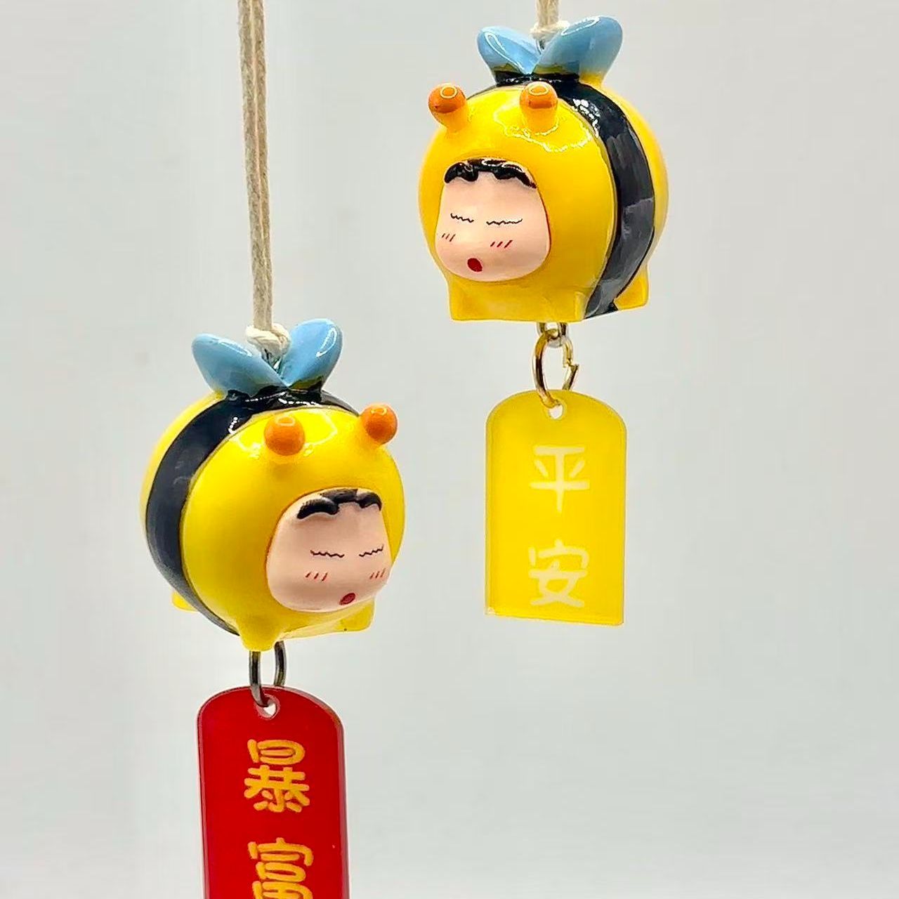 Car Accessories Unique - Figurine de cosplay d'abeille de Crayon