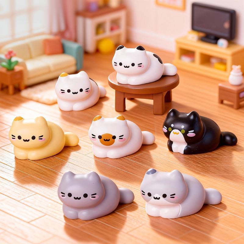 Car Accessories Oman - 8 figurines miniatures de chats mignons,
